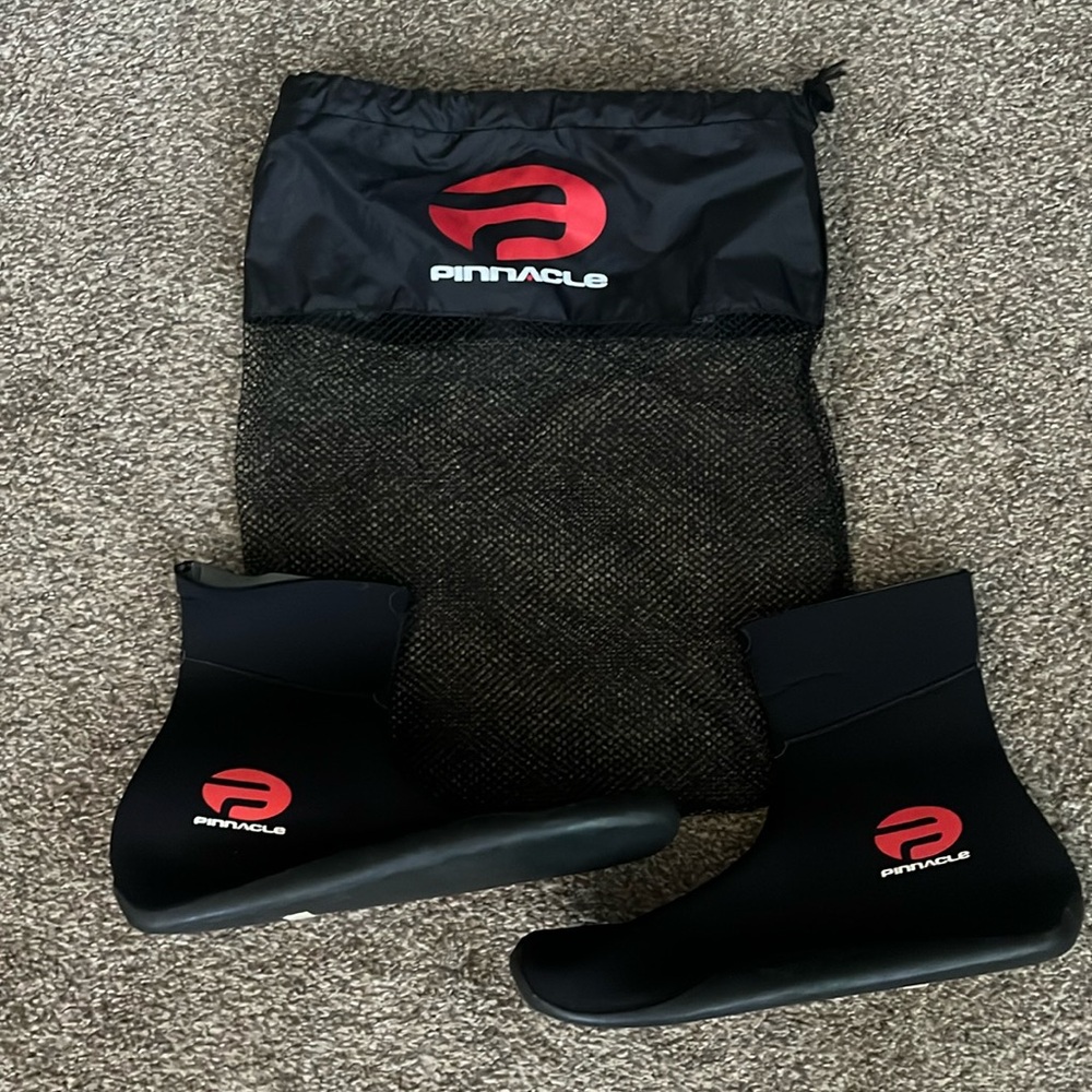 Pinnacle Aquatics Neoprene 3mm Water Surfing Boot Size 10